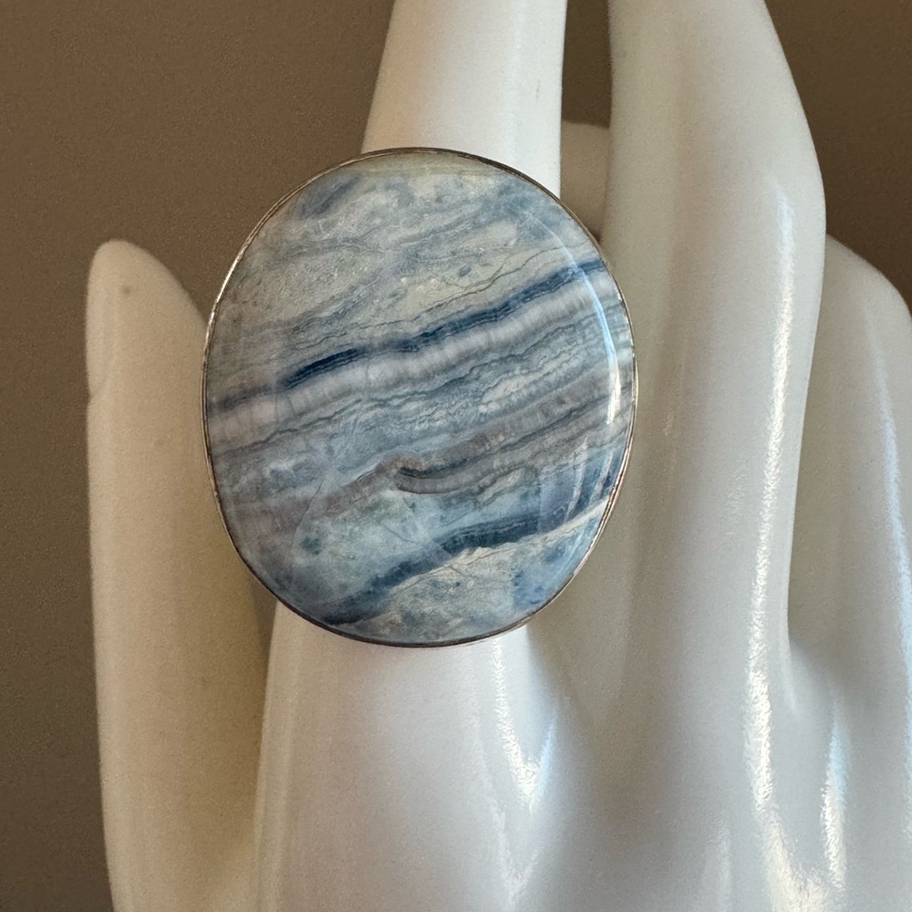 Ring - Picture 5 of 5